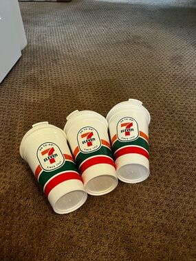 3 Vintage reusable 7 eleven to go cups